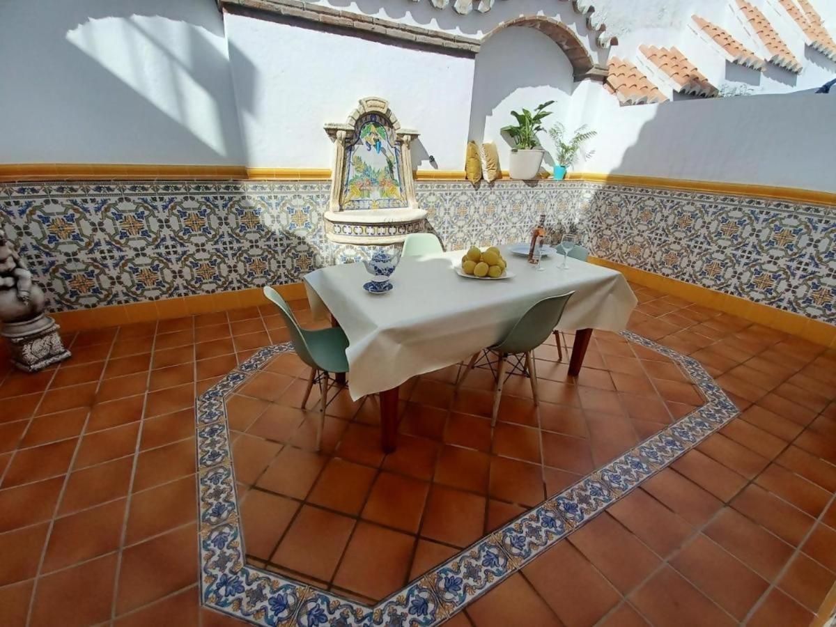 Apartment Tipica Casa En Con Patio Y Terraza *